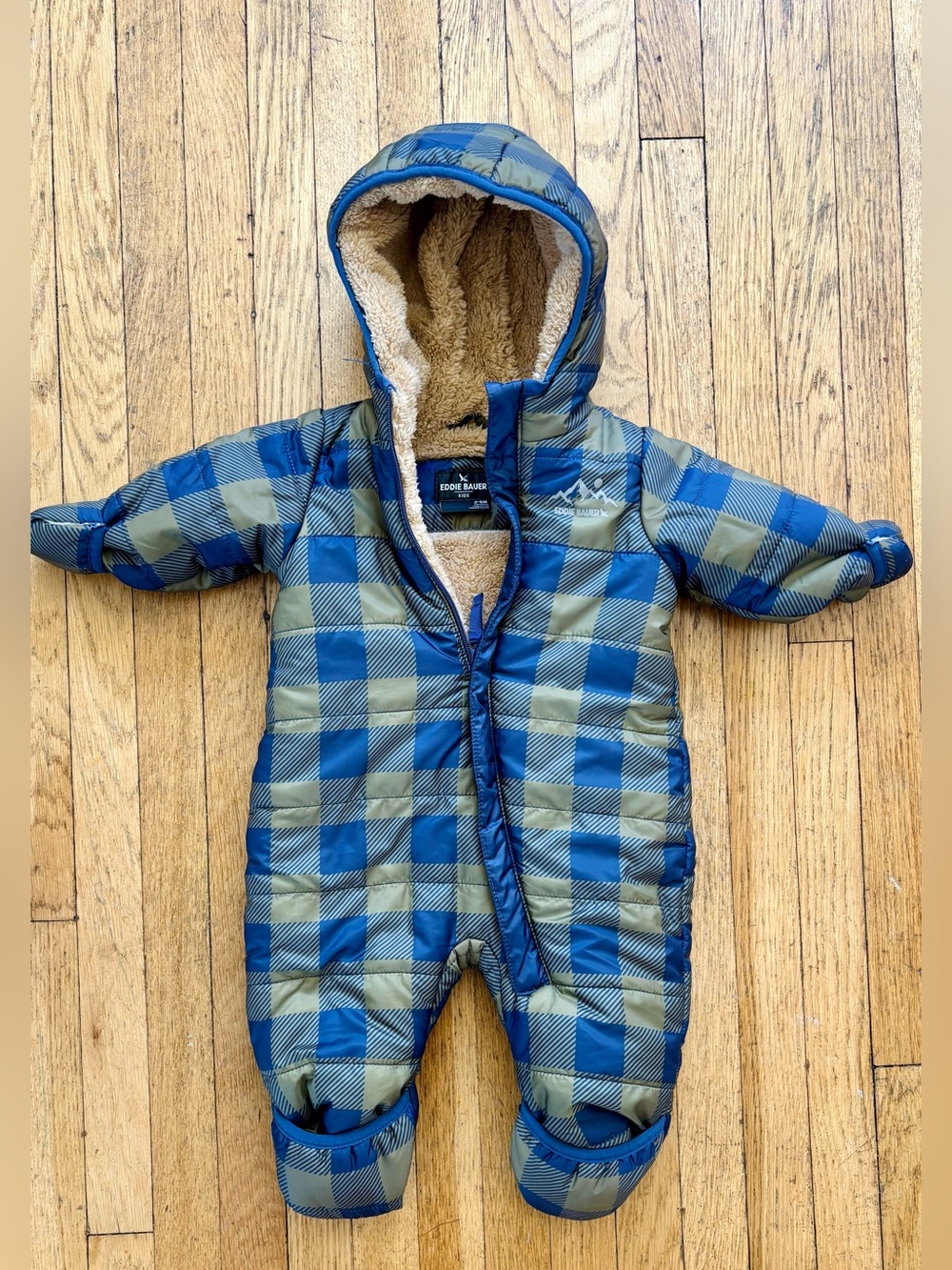 Eddie Bauer Snowsuit 3-6 months